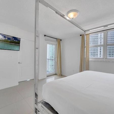 Luxurious Private Unit With Parking Appartement Miami Buitenkant foto