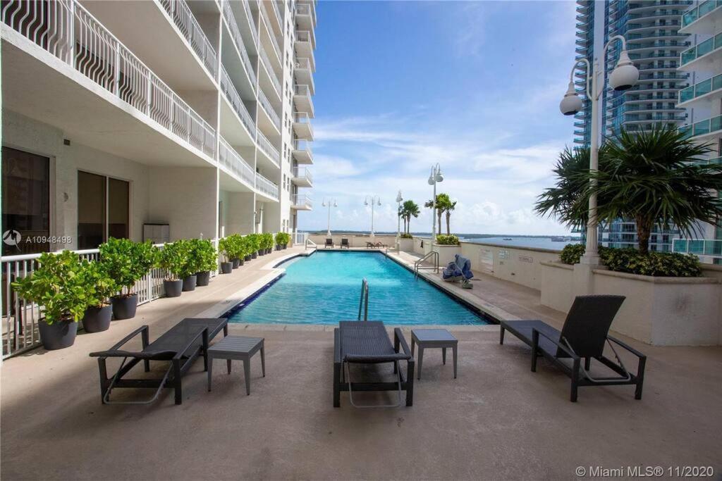 Luxurious Private Unit With Parking Appartement Miami Buitenkant foto